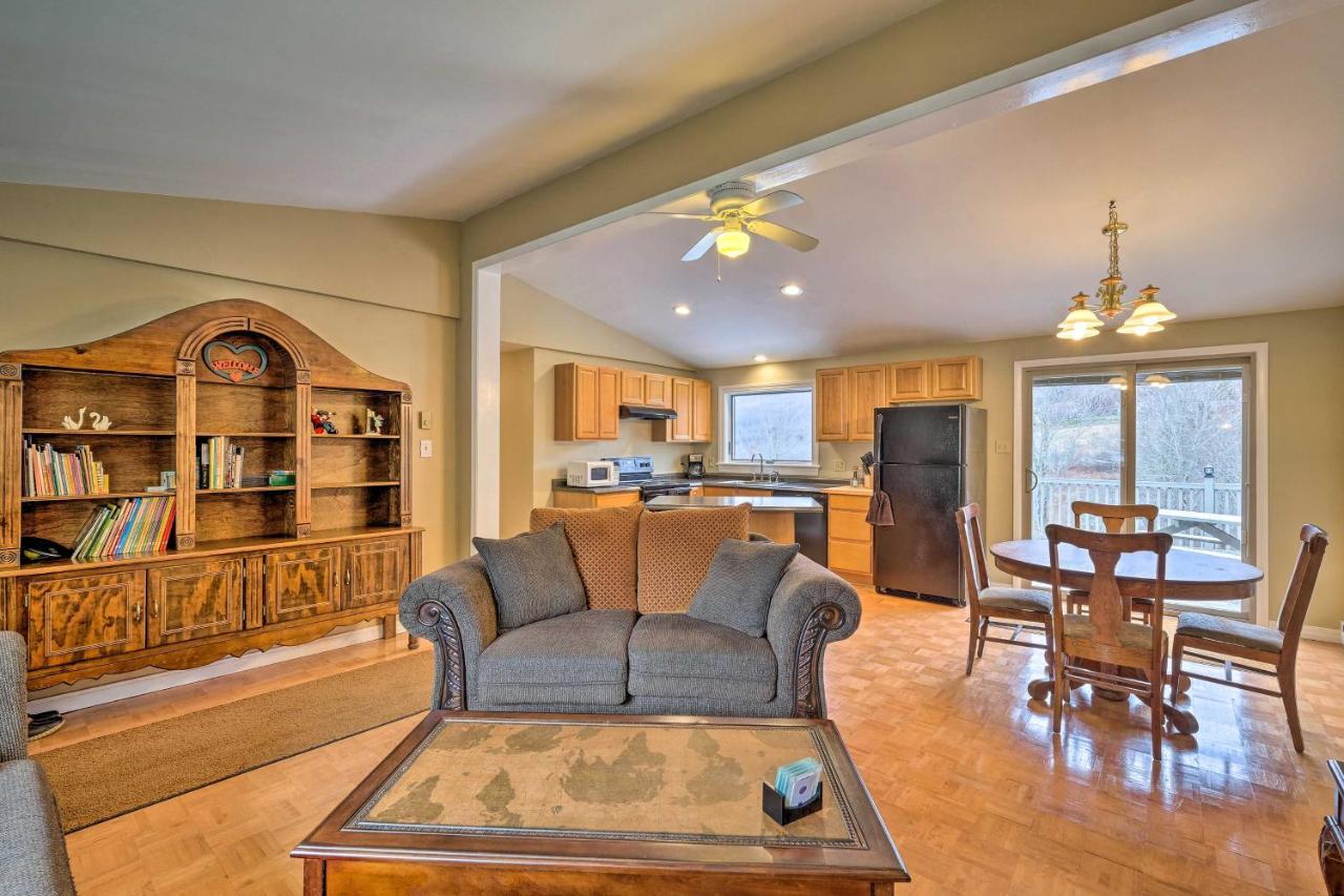Quiet Catskills Getaway With Deck And Mtn Views New Kingston ภายนอก รูปภาพ