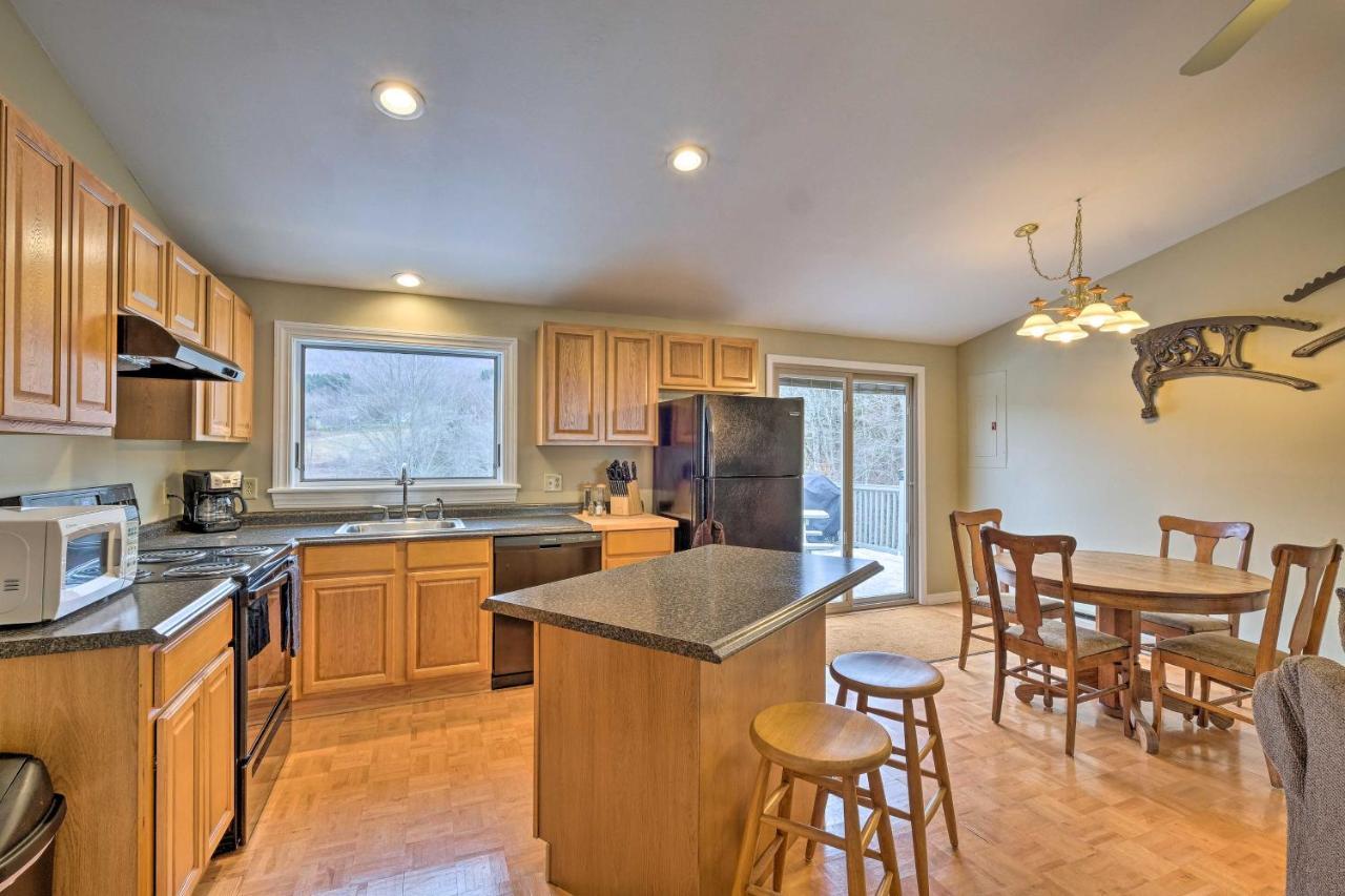 Quiet Catskills Getaway With Deck And Mtn Views New Kingston ภายนอก รูปภาพ
