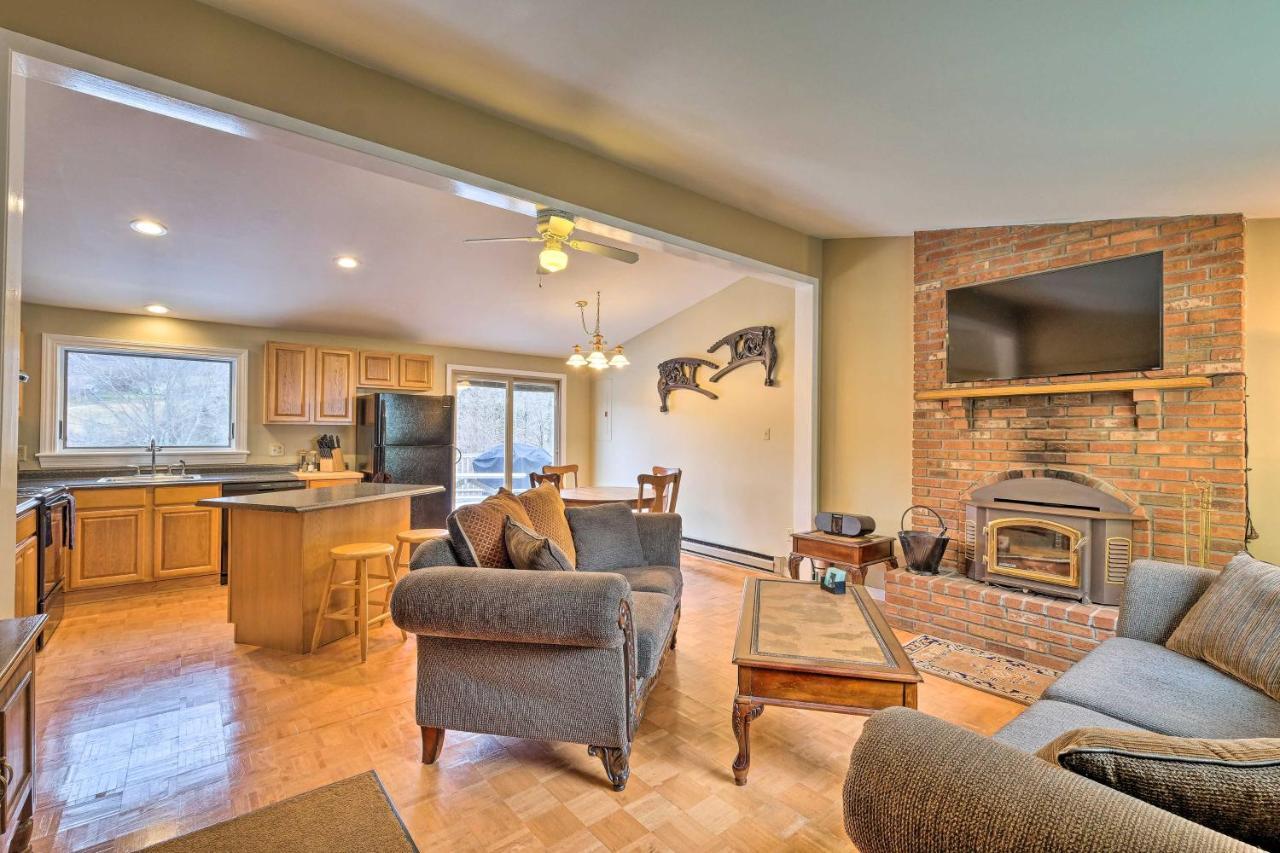 Quiet Catskills Getaway With Deck And Mtn Views New Kingston ภายนอก รูปภาพ