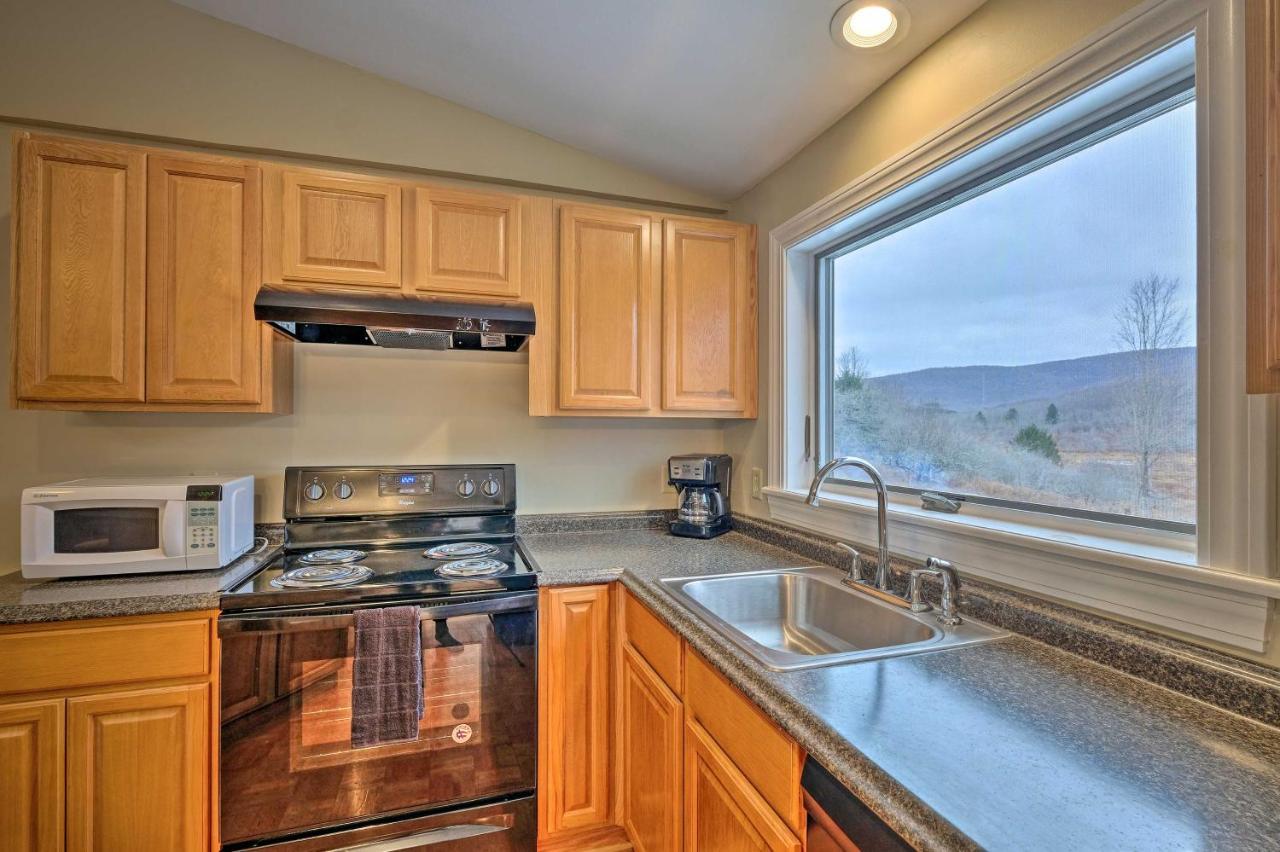 Quiet Catskills Getaway With Deck And Mtn Views New Kingston ภายนอก รูปภาพ